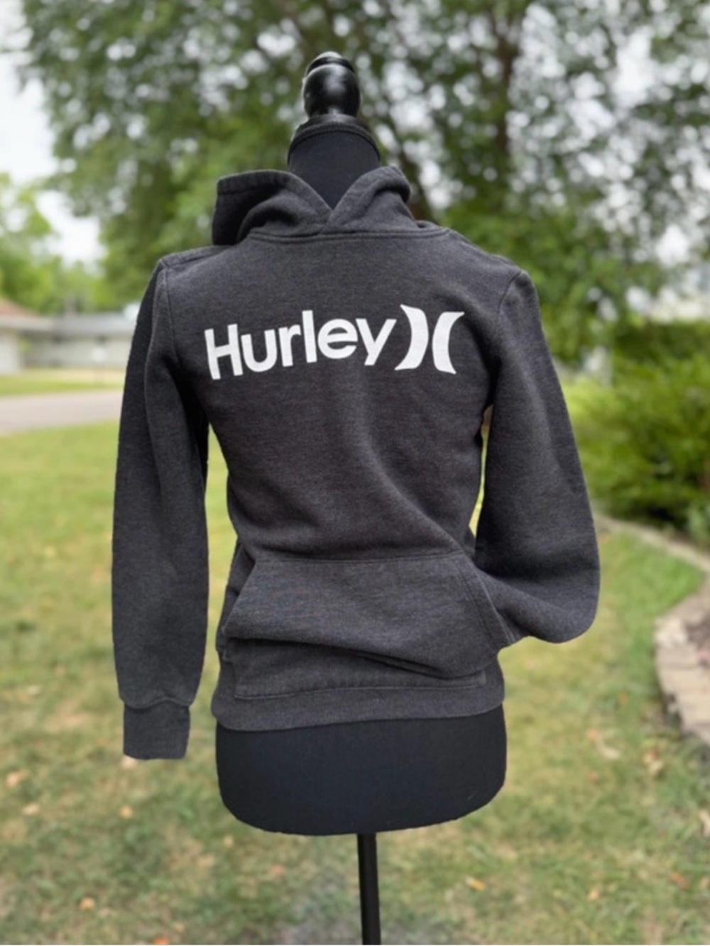 Hurley Charcoal Gray Pullover Hoodie with White Logo Youth Size M, Unisex
